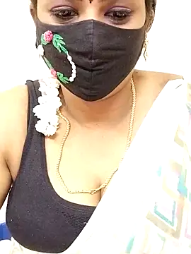 Snapshot of yoga-mithraa chatting on 11-12-25, 03:23 yoga-mithraa online show from 11-12-25, 03:23