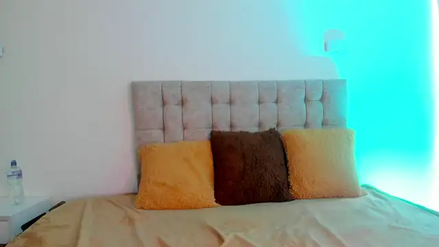 Snapshot of Dakota_Mars chatting on 11-06-25, 12:39 Dakota Mars online show from 11-06-25, 12:39