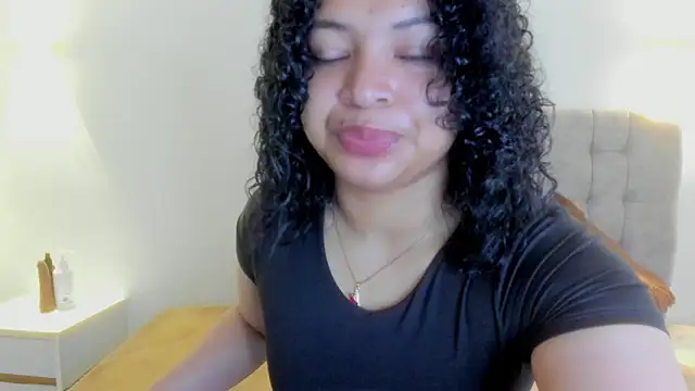 Snapshot of Dakota_Mars chatting on 11-15-25, 03:19 Dakota Mars online show from 11-15-25, 03:19