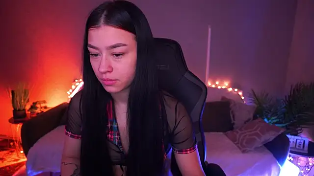 FataleNellie online show from 03-11-26, 10:38