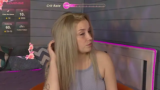 Snapshot of Crystal_Jull chatting on 09-12-25, 11:43 Crystal Jull online show from 09-12-25, 11:43