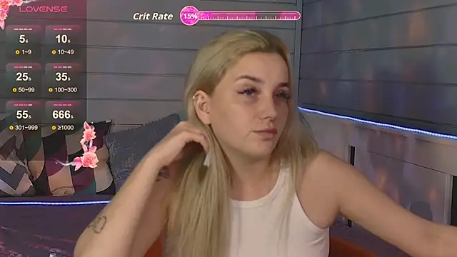 Snapshot of Crystal_Jull chatting on 10-12-25, 02:38 Crystal Jull online show from 10-12-25, 02:38