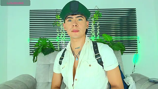 CamiiGuzmanX online show from 01-16-26, 08:02