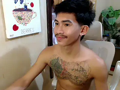 Snapshot of King_BigCock69 chatting on 06-12-26, 03:49 King BigCock69 online show from 06-12-26, 03:49