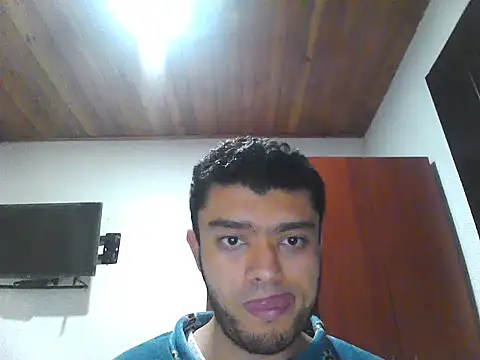 Mario6821 online show from 06-08-26, 02:12