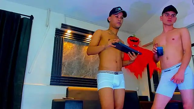 Snapshot of Rick_big chatting on 10-12-25, 04:00 Rick big online show from 10-12-25, 04:00