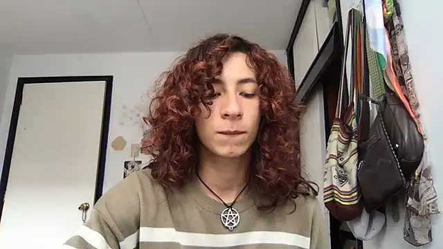 camille delrey online show from 03-31-26, 05:24