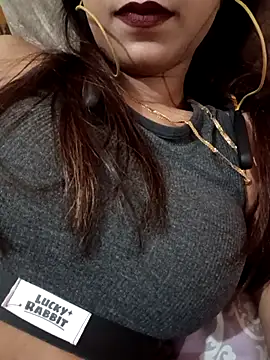 Snapshot of payalsharma95 chatting on 09-25-25, 05:16 payalsharma95 online show from 09-25-25, 05:16