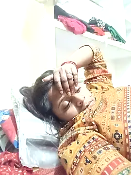 Hot crety online show from 03-02-26, 07:32