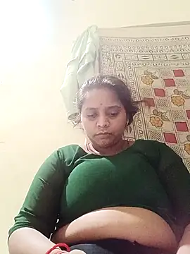 Snapshot of Hot_crety chatting on 07-06-26, 04:53 Hot crety online show from 07-06-26, 04:53