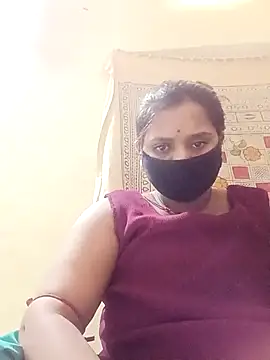 Snapshot of Hot_crety chatting on 07-20-26, 09:12 Hot crety online show from 07-20-26, 09:12