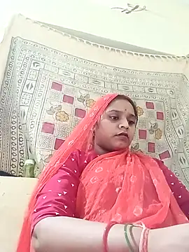 Snapshot of Hot_crety chatting on 07-21-26, 01:24 Hot crety online show from 07-21-26, 01:24