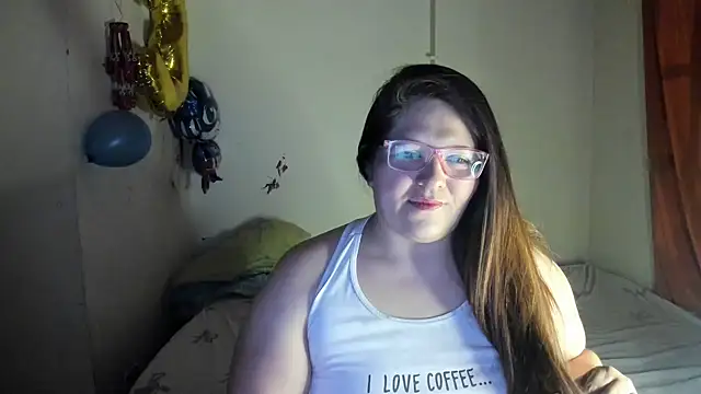 Snapshot of Daphne_girlsex chatting on 09-23-25, 03:09 Daphne girlsex online show from 09-23-25, 03:09