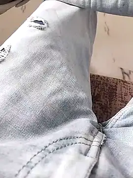 Snapshot of Wet_BunnyFun chatting on 09-22-25, 04:36 Wet BunnyFun online show from 09-22-25, 04:36