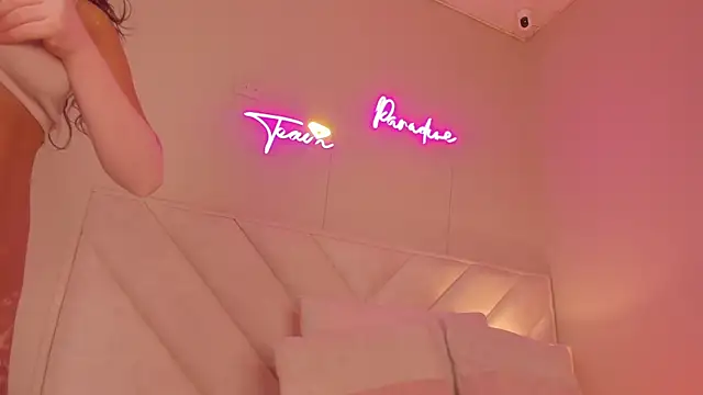 Snapshot of _wendy_x chatting on 11-17-25, 11:38 wendy x online show from 11-17-25, 11:38