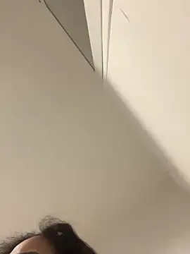 bellabellabruna6 online show from 09-18-25, 03:08