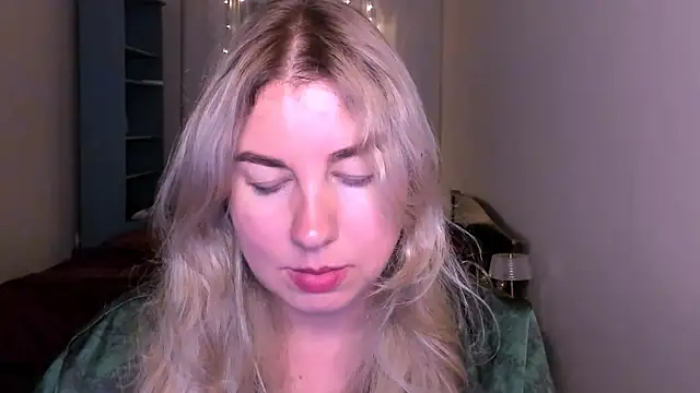 NancySanders online show from 07-08-26, 09:19