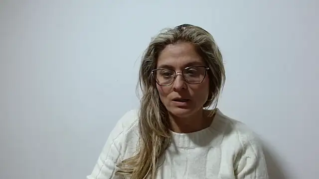 linda-mature43 online show from 09-24-25, 04:05