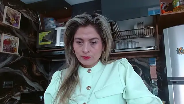 linda-mature43 online show from 11-11-25, 03:34