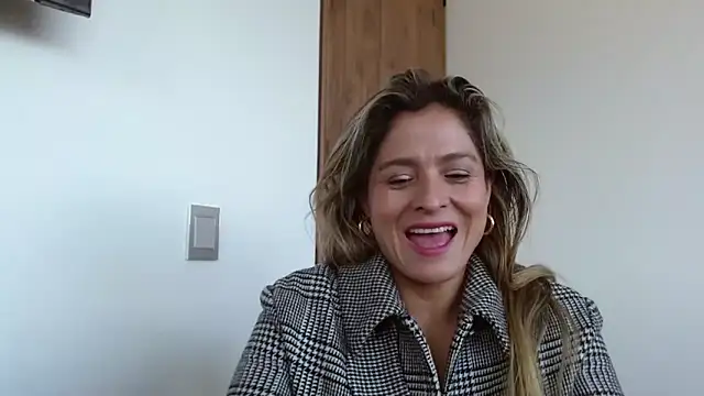 linda-mature43 online show from 12-01-25, 02:22