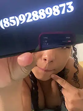 Snapshot of jhennyfer chatting on 01-15-26, 05:23 jhennyfer online show from 01-15-26, 05:23