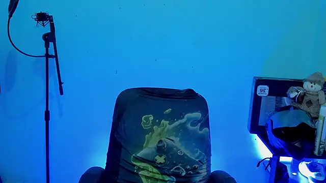 zeus 7777 online show from 04-16-26, 10:27