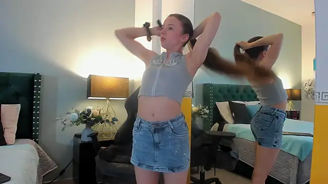 VioletaNova online show from 05-20-26, 10:54