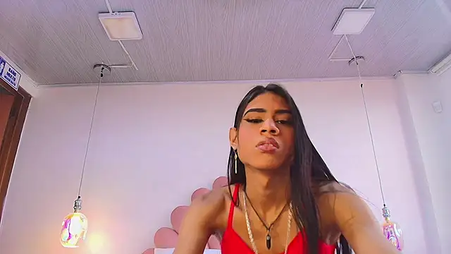 LissyAndrade online show from 10-10-25, 07:13