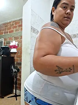 Snapshot of NARNYALABELLA chatting on 10-15-25, 11:43 NARNYALABELLA online show from 10-15-25, 11:43