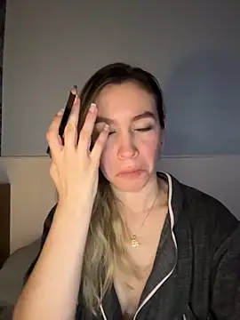 Snapshot of BritgetPsychol chatting on 11-29-25, 03:20 BritgetPsychol online show from 11-29-25, 03:20