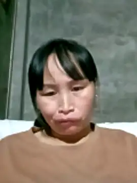 maple694 online show from 10-28-25, 01:14