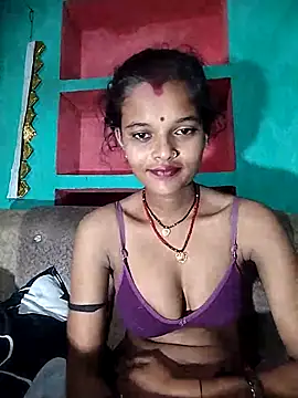 Snapshot of Maya_bhoji chatting on 10-29-25, 10:33 Maya bhoji online show from 10-29-25, 10:33