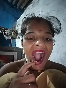 Snapshot of Maya_bhoji chatting on 07-08-26, 10:47 Maya bhoji online show from 07-08-26, 10:47