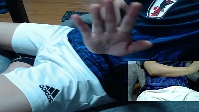 Yasu2000 online show from 04-05-26, 12:41