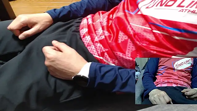 Yasu2000 online show from 04-21-26, 01:42