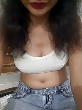 Kittu-rani66 online show from 10-07-25, 04:04