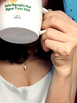 Snapshot of Hinna_x chatting on 02-06-26, 02:42 Hinna x online show from 02-06-26, 02:42