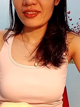 Snapshot of Hinna_x chatting on 05-08-26, 02:22 Hinna x online show from 05-08-26, 02:22