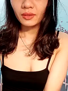 Snapshot of Hinna_x chatting on 05-12-26, 02:36 Hinna x online show from 05-12-26, 02:36