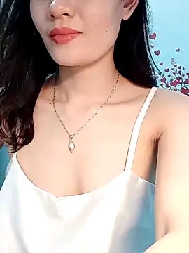 Snapshot of Hinna_x chatting on 05-28-26, 04:21 Hinna x online show from 05-28-26, 04:21