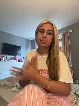 EllieMaeBaby online show from 12-05-25, 01:20