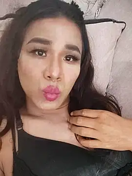 Snapshot of XXJiyaXX chatting on 09-11-25, 08:20 XXJiyaXX online show from 09-11-25, 08:20