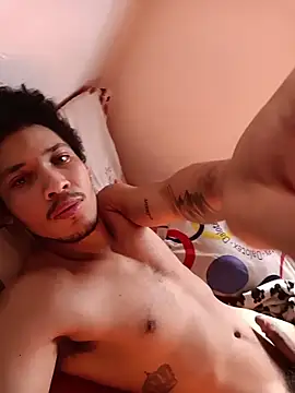 Snapshot of RuiMaddoox chatting on 11-25-25, 01:55 RuiMaddoox online show from 11-25-25, 01:55