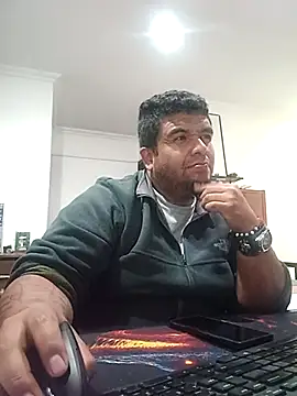 Snapshot of Rolo-Sumiso chatting on 02-02-26, 09:24 Rolo-Sumiso online show from 02-02-26, 09:24