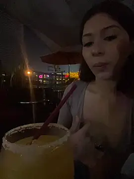 Melody-baby online show from 11-28-25, 11:29