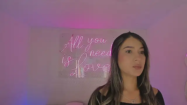 aleksandramiller  online show from 03-02-26, 12:56