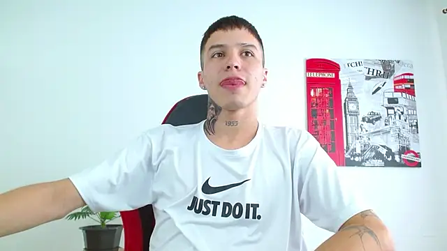 Cumandres18 online show from 12-15-25, 02:10