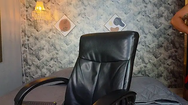 Apolo rousse1 online show from 12-20-25, 10:06