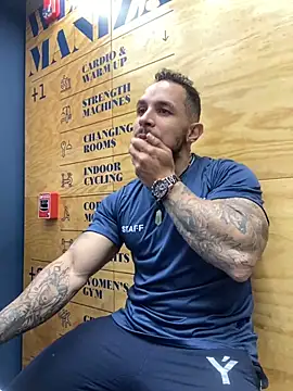 Snapshot of mason_fit chatting on 10-12-25, 12:26 mason fit online show from 10-12-25, 12:26