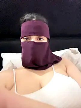 Snapshot of Rabroba89six chatting on 09-20-25, 09:49 Rabroba89six online show from 09-20-25, 09:49